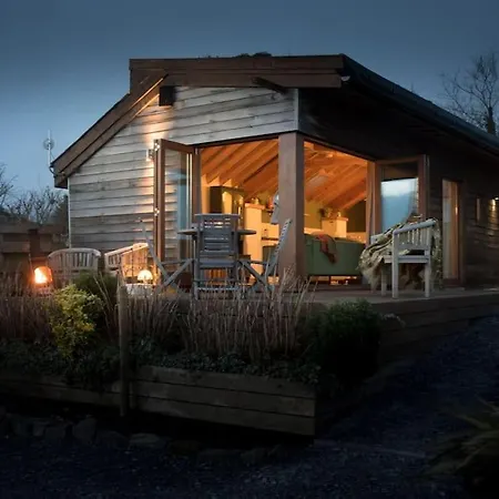 Tyddyn Plwm Isa Villa Newborough  Exterior photo