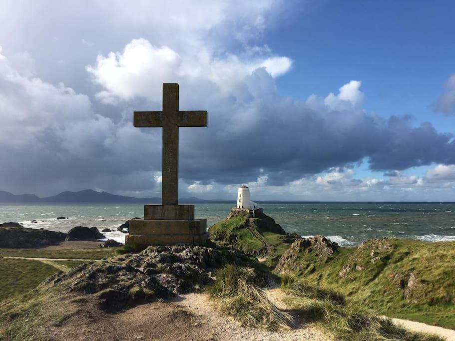 Tyddyn Plwm Isa Holiday home Newborough (Anglesey)