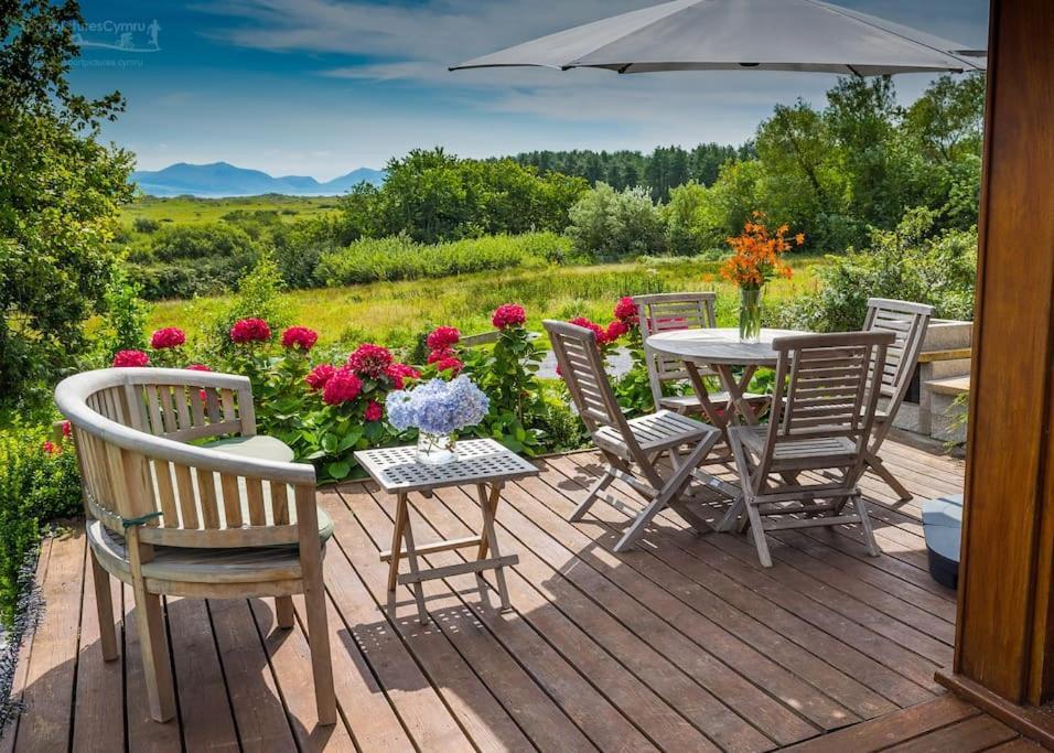 Tyddyn Plwm Isa Holiday home *