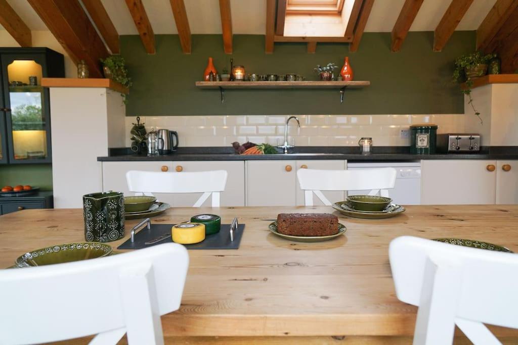 Tyddyn Plwm Isa Holiday home Newborough (Anglesey)